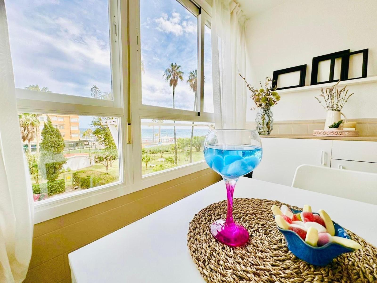 Estudio Pepa Luna Algarrobo Beach Малага Экстерьер фото