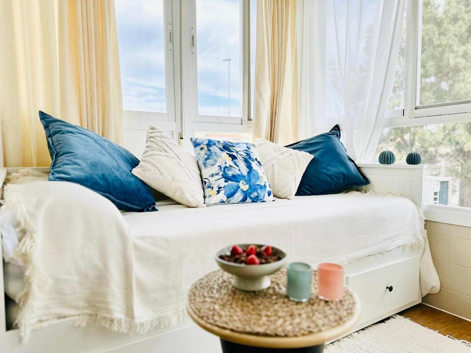 Estudio Pepa Luna Algarrobo Beach Малага Экстерьер фото